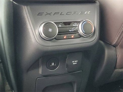 New 2026 Ford Explorer Platinum w/ LUX Leather Package image 34