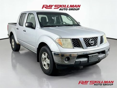 Used 2008 Nissan Frontier SE w/ SE Value Truck Pkg AWD/4WD image 1