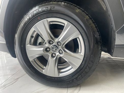 Used 2025 Toyota RAV4 XLE w/ Convenience Package image 31