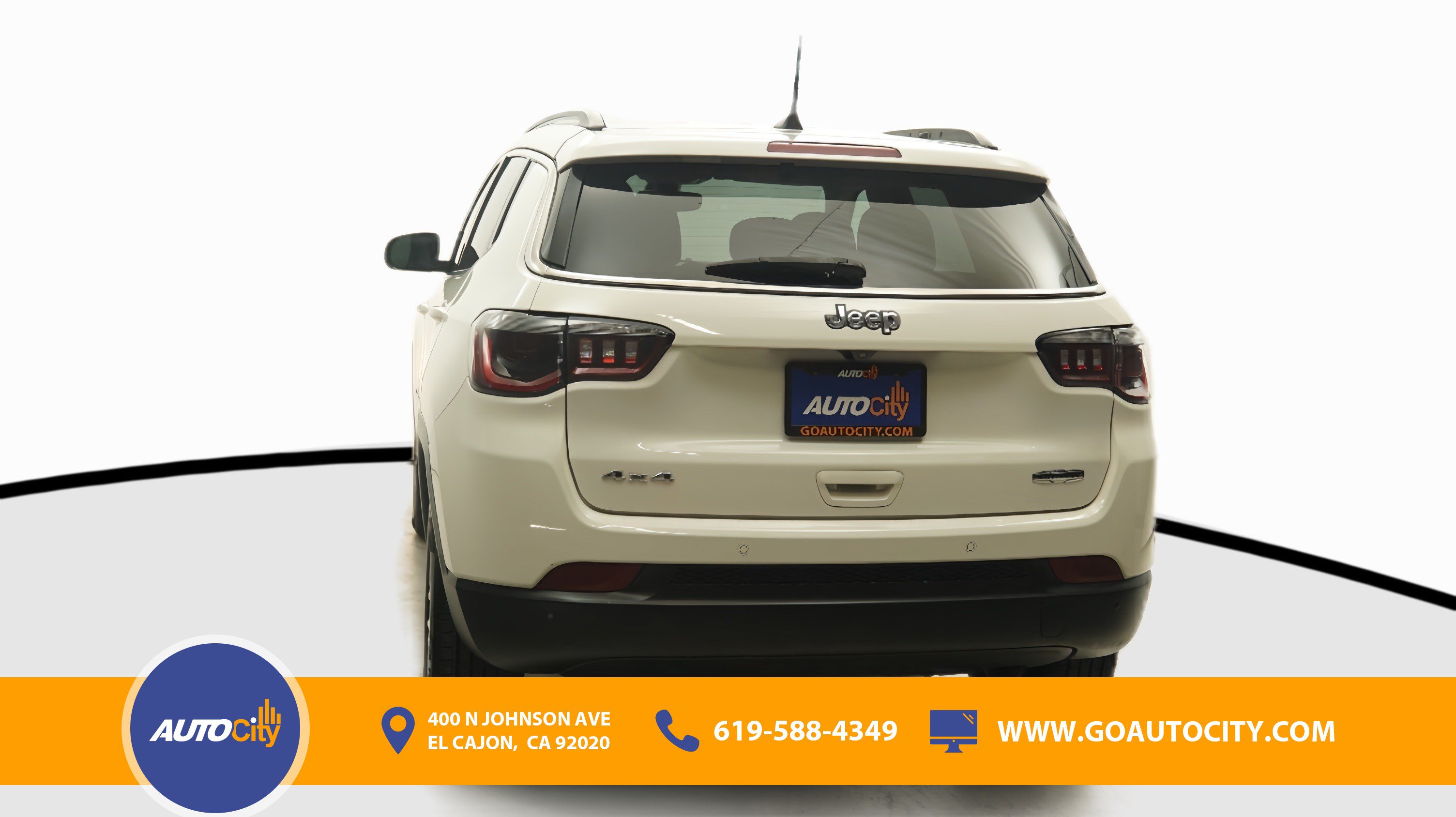 Used 2018 Jeep Compass Latitude w/ Popular Equipment Group AWD/4WD image 15