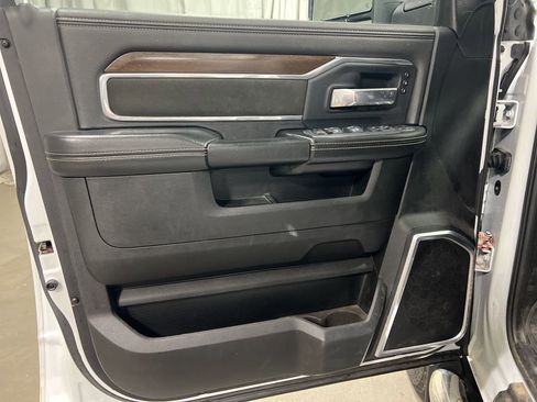 Used 2023 RAM 2500 Laramie AWD/4WD image 27