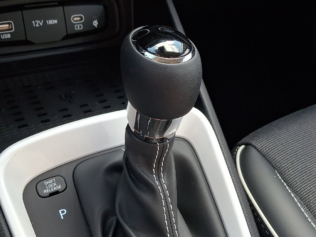 New 2026 Hyundai Venue SEL FWD image 8