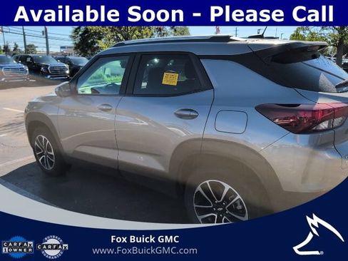 Used 2024 Chevrolet TrailBlazer LT w/ Convenience Package AWD/4WD image 6