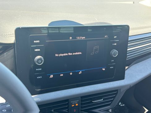 New 2026 Volkswagen Jetta SE FWD image 26