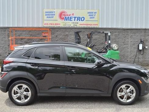 Used 2023 Hyundai Kona SEL w/ Cargo Package AWD/4WD image 9