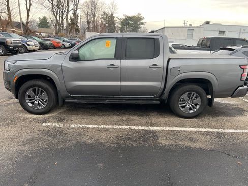 Used 2026 Nissan Frontier SV w/ All-Weather Content Package image 4