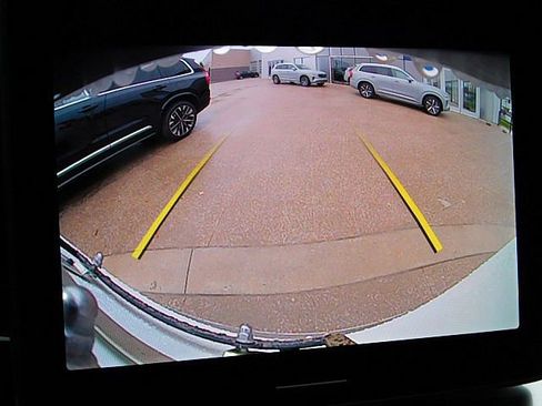 New 2026 Volvo XC90 B5 Core image 22