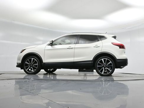 Used 2019 Nissan Rogue Sport SL w/ Premium Package image 53