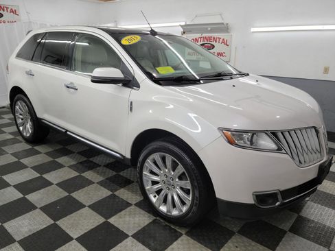 Used 2013 Lincoln MKX AWD image 6