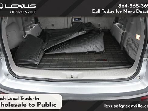 Used 2017 Toyota Highlander XLE FWD image 26