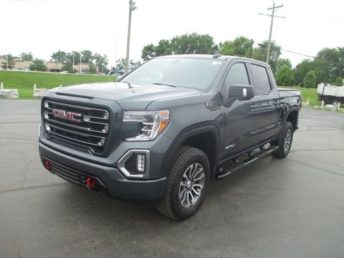 Used 2019 GMC Sierra 1500 AT4 w/ AT4 Preferred Package AWD/4WD image 14