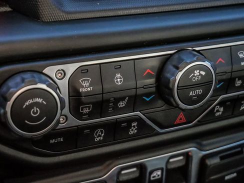 Used 2020 Jeep Wrangler Unlimited Rubicon image 32