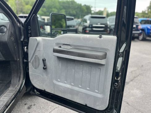Used 2015 Ford F350 XL w/ Trailer Tow Package RWD image 12