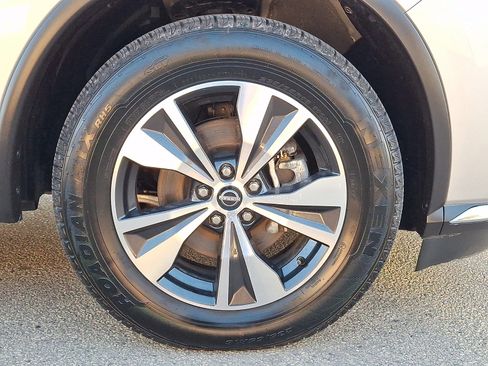 Used 2023 Nissan Murano SV image 8