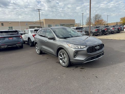 New 2026 Ford Escape ST-Line Select w/ Equipment Group 401A image 3