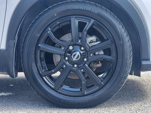 Used 2023 Nissan Kicks SV FWD image 10