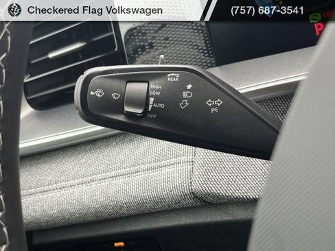 New 2025 Volkswagen Tiguan S image 31