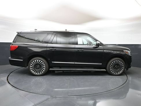 Used 2020 Lincoln Navigator L Black Label w/ Cargo Convenience Package AWD/4WD image 36
