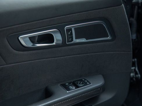 Used 2020 Mercedes-Benz AMG GT R image 40