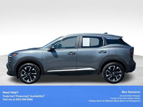 Used 2025 Nissan Kicks SV w/ SV Premium Package AWD/4WD image 13
