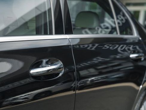Certified 2025 Mercedes-Benz C 300 4MATIC Sedan image 16
