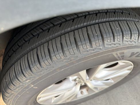 Used 2015 Toyota Highlander XLE image 12