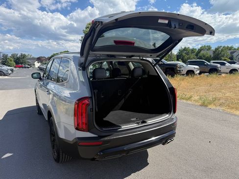 Used 2021 Kia Telluride SX w/ SX Prestige Package AWD/4WD image 13