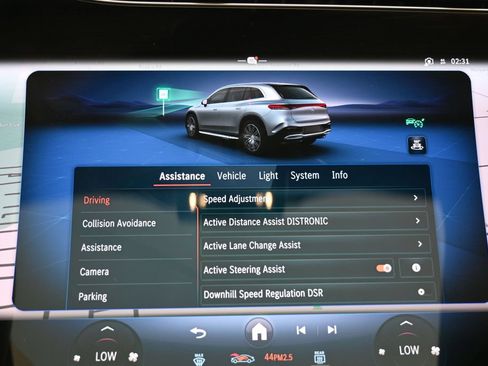 Used 2023 Mercedes-Benz EQS 580 4MATIC SUV image 29