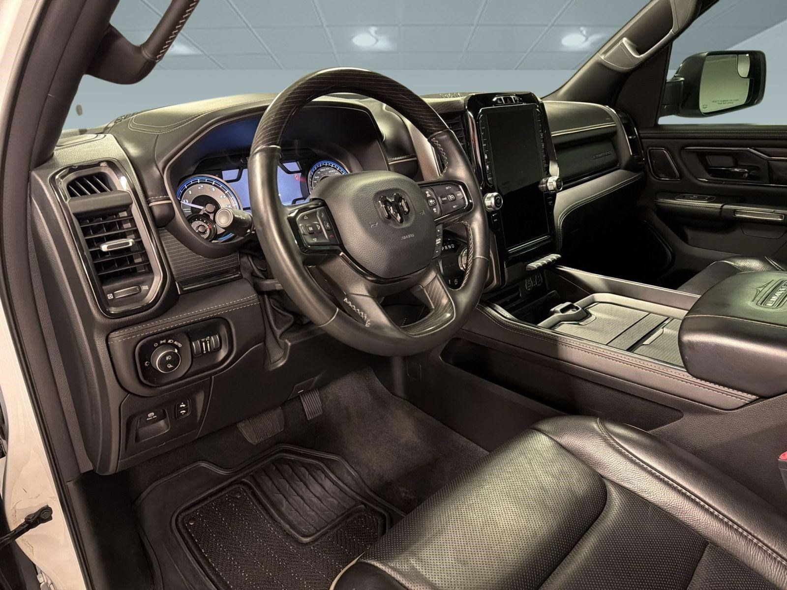 Used 2022 RAM 1500 Limited RWD image 3