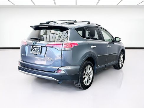 Used 2017 Toyota RAV4 Limited w/ Advanced Technology Package AWD/4WD image 4