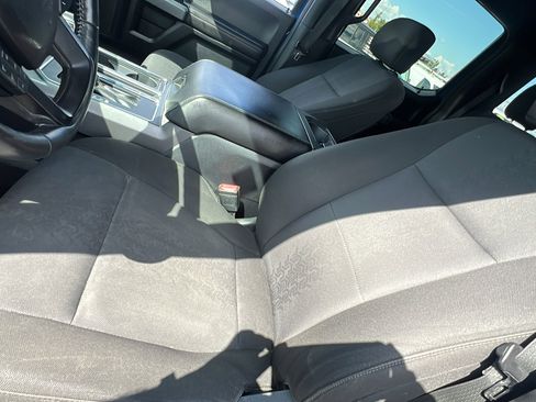 Used 2018 Ford F150 XLT w/ Equipment Group 302A Luxury image 11