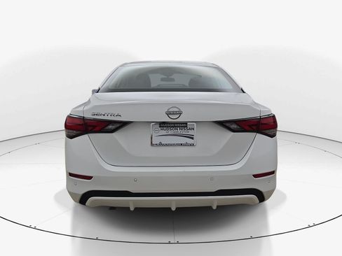 Used 2025 Nissan Sentra S FWD image 5