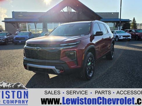 Certified 2026 Chevrolet Traverse Z71 w/ Driver Confidence Package AWD/4WD image 1
