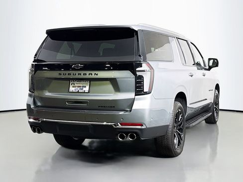 New 2025 Chevrolet Suburban Premier image 7