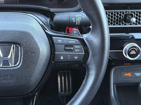 Used 2024 Honda Civic Sport image 12