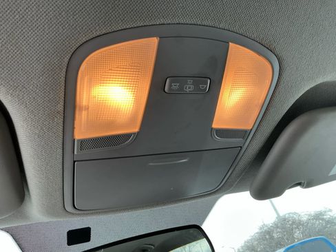 Used 2018 Hyundai Elantra SE w/ Cargo Package image 17