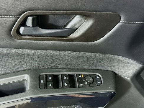 Certified 2023 Nissan Pathfinder SV w/ SV Premium Package AWD/4WD image 23