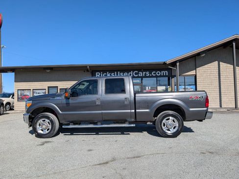Used 2016 Ford F250 XLT w/ XLT Value Package image 11