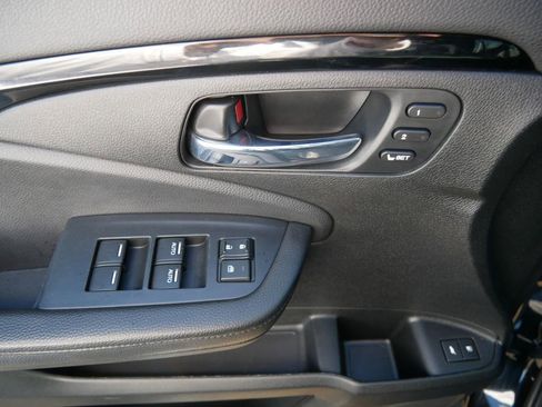 Used 2021 Honda Pilot Touring image 18