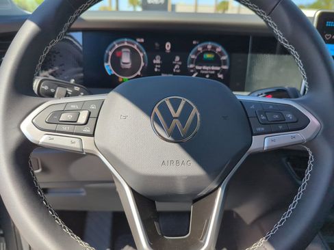 New 2026 Volkswagen Tiguan S image 37