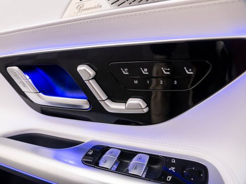 New 2026 Mercedes-Benz Maybach SL 680 image 17