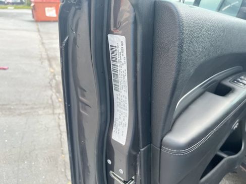 Used 2019 Dodge Durango R/T w/ Trailer Tow Group IV AWD/4WD image 35