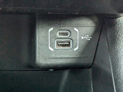 Used 2022 Jeep Compass Latitude image 14