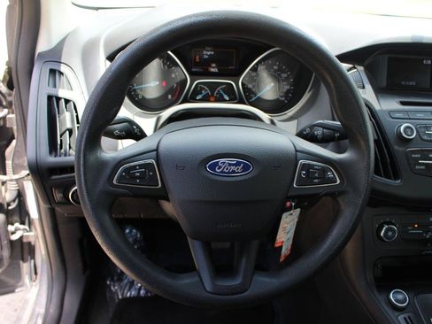 Used 2016 Ford Focus S FWD image 19