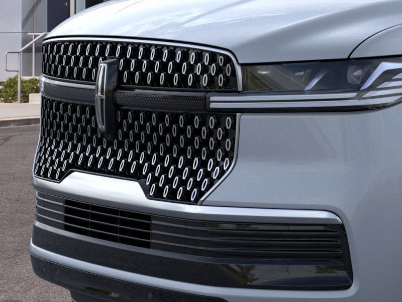 New 2026 Lincoln Navigator Reserve AWD/4WD image 17