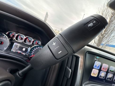 Used 2017 Chevrolet Silverado 2500 LTZ w/ Vortec Plus Package image 16