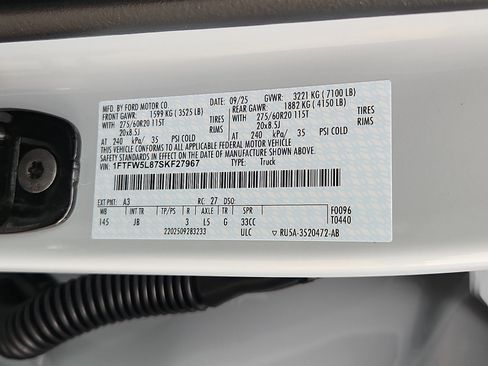 New 2025 Ford F150 Lariat w/ Equipment Group 501A Mid image 17