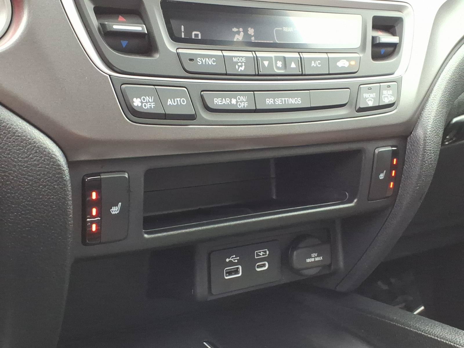 Certified 2025 Honda Passport EX-L image 22
