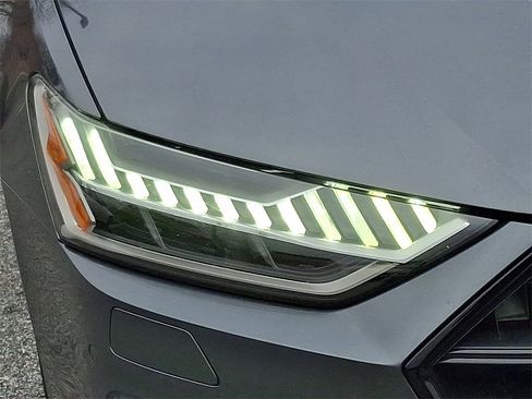 Used 2022 Audi S7 Premium Plus w/ Black Optic Package image 8