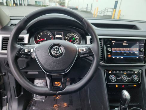 Used 2018 Volkswagen Atlas SEL image 9